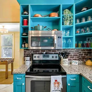 Friends Airbnb Themed 2bed 2bath Walkable To Of Ybor Tampa